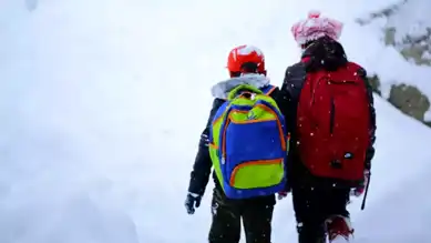 Artvin'de Kar Yağışı: Okullar Tatil!