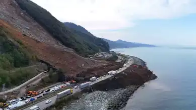 Artvin Heyelanında Kayıp Araç Araması Devam Ediyor