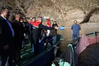 Dev Barajda İlk Balık Hasadı