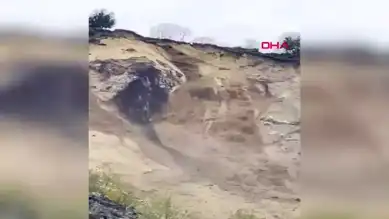 Karadeniz Sahil Yolu'nda Heyelan Temizliği