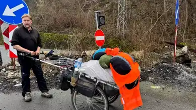 İngiliz Seyyah Bushby Türkiye'de Yürüyüşüne Devam Ediyor