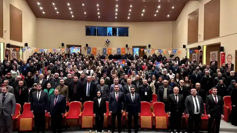 Artvin'de AK Parti Kongresi: Çelik'ten Önemli Açıklamalar