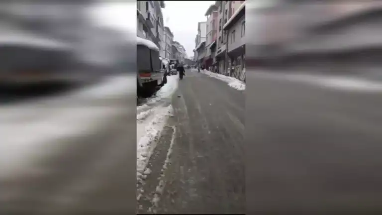Doğu Anadolu'da Şiddetli Kar Yağışı: 24 Saatlik Elektrik Kesintisi!